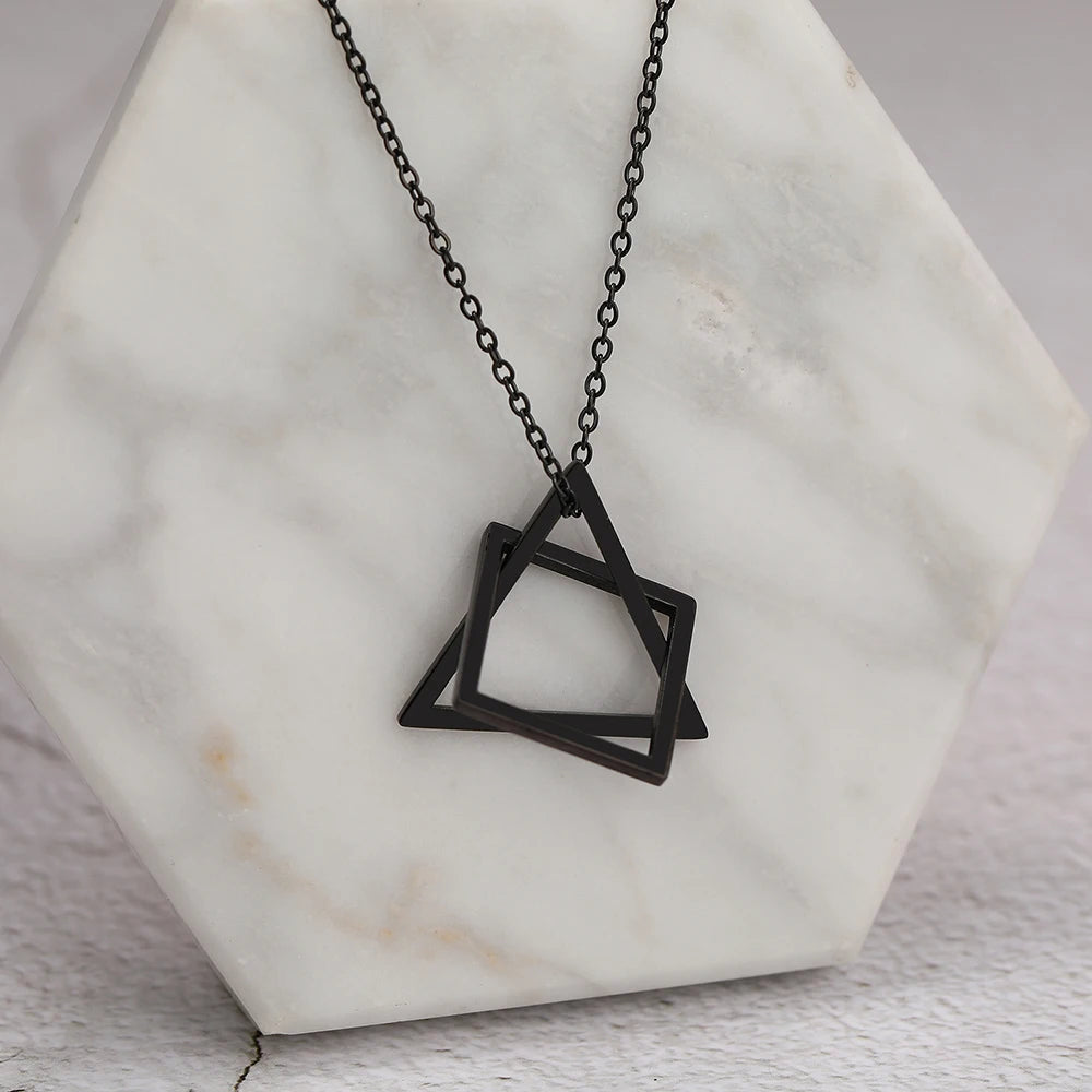 שרשרת ריבוע משלוש גיאומטרי
